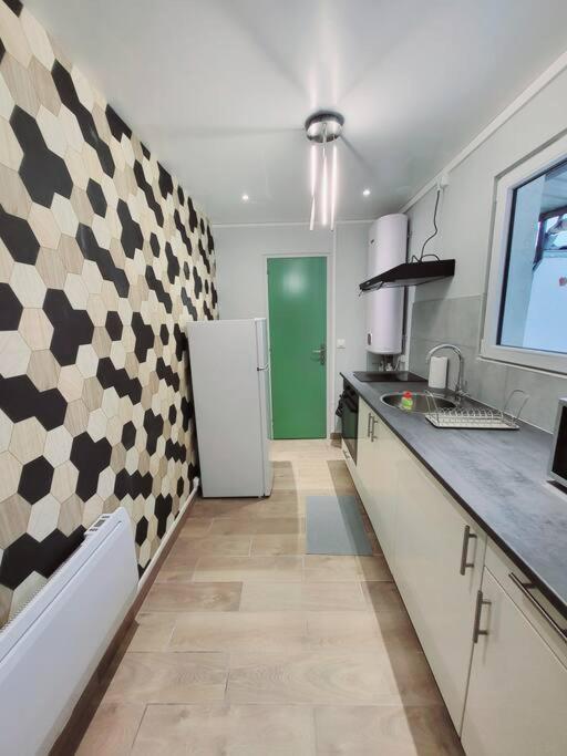 Family Flat Stade De France Airport Cdg Le Bourget "Appart'7" Pierrefitte-sur-Seine Exterior foto